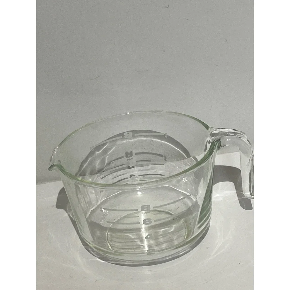 Large 8 Cup 2 Quart Clear Glass Measuring Cup with Handle and Spout Heavy Duty
